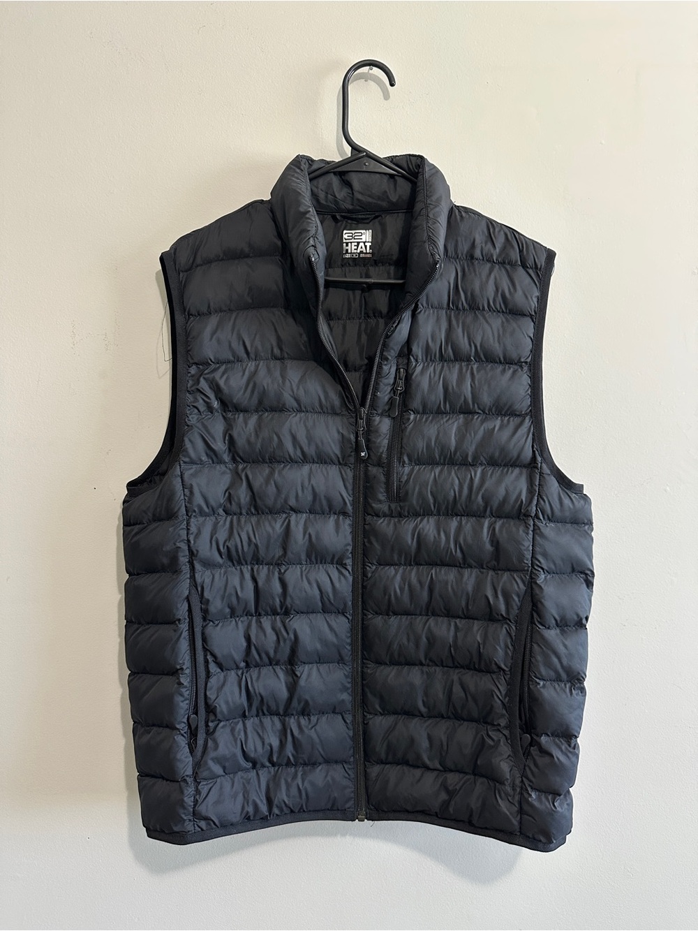 32 Degrees Men's Black Quilted Puffer Vest